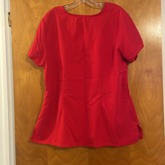 Grey’s Anatomy Scrub Top - Picture 3 of 5